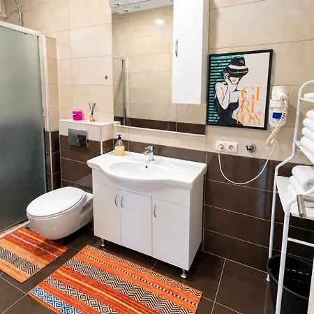 K Deluxe Private With Ensuite -