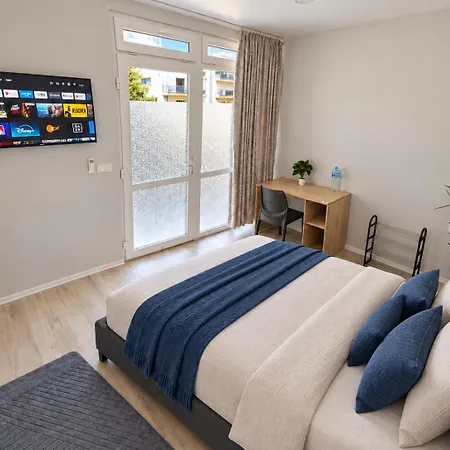 K Deluxe Private With Ensuite - *